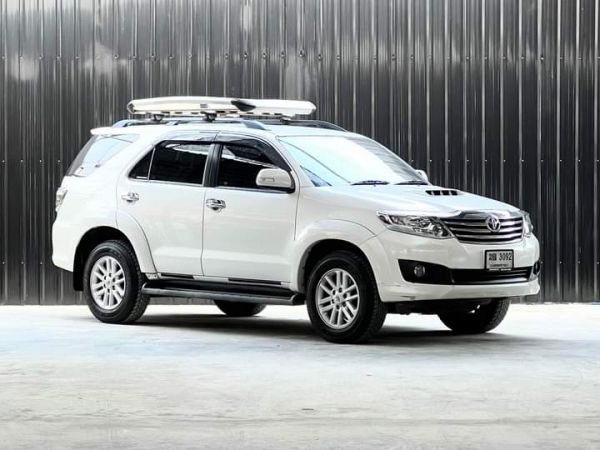 TOYOTA FORTUNER 3.0V(4wd)(ตัวท็อป) A/T ปี 2012 รูปที่ 0